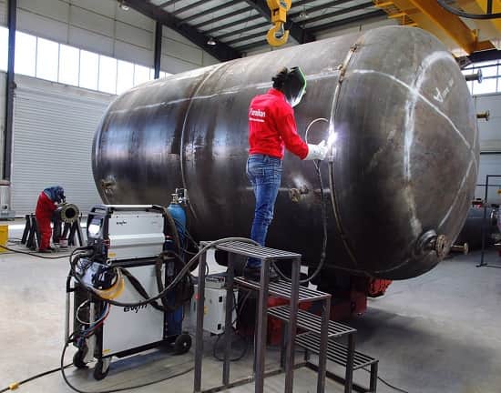 فرآیند ساخت و جوشکاری مخزن استیل فرآیند ساخت و جوشکاری مخزن استیل